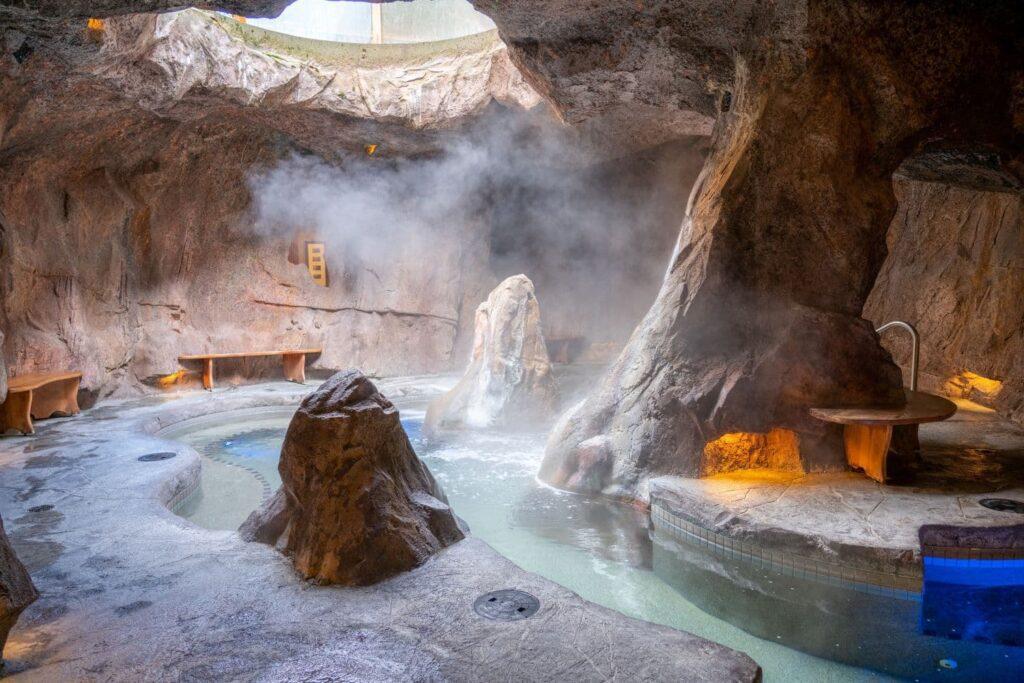 Fox hotel in Banff with grotto inspired pool